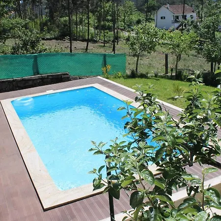 Moradia Rodrigues Caminha