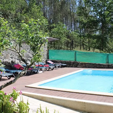 Moradia Rodrigues Caminha